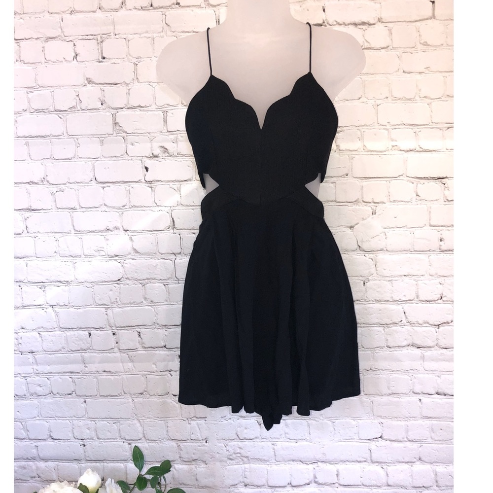 Black Solaris Romper